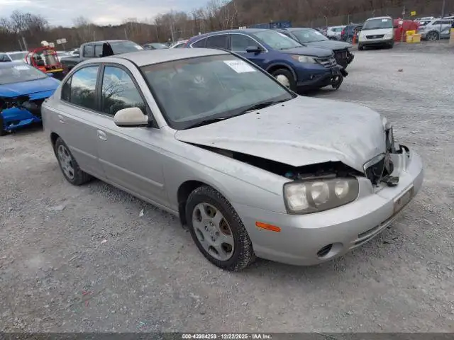 Photo of 2003 Hyundai Elantra