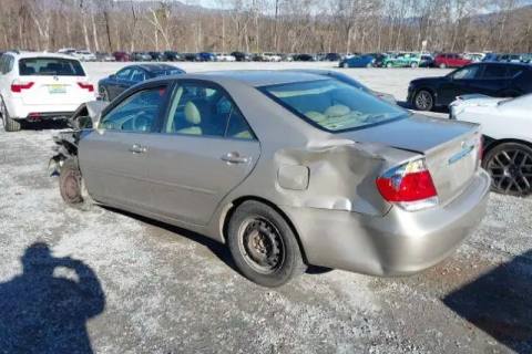 Photo of 2005 Toyota Camry