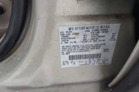 Photo of 2003 Ford Escape