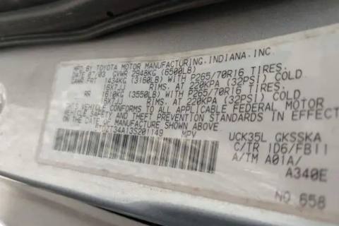 Photo of 2003 Toyota Sequoia
