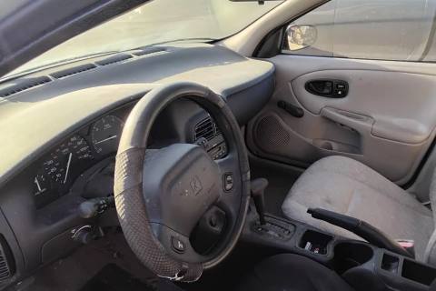 Photo of 2002 Saturn Saturn S Series