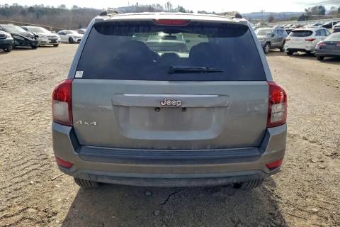 Photo of 2014 Jeep Compass
