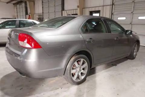 Photo of 2010 Mercury Milan