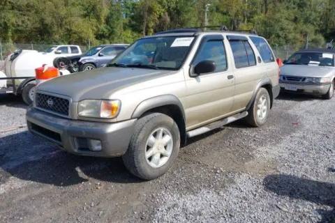 Photo of 2001 Nissan Pathfinder