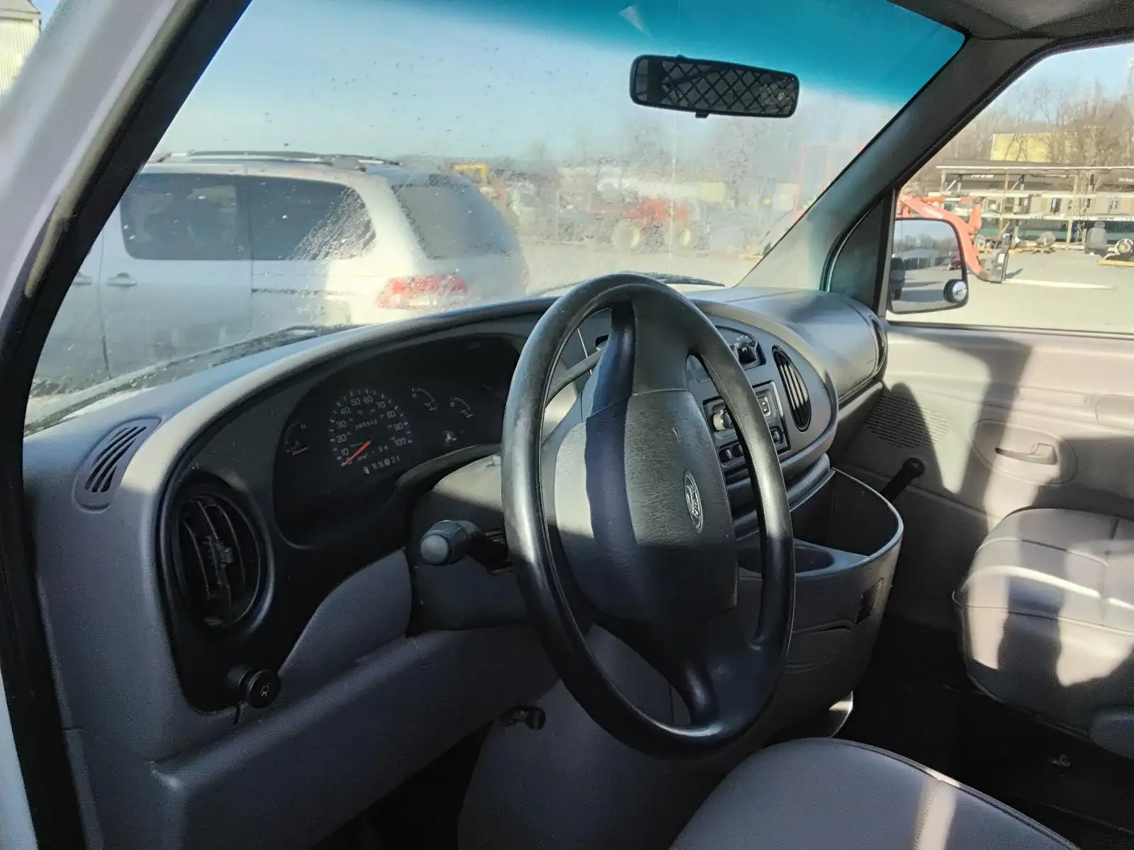 Photo of 1998 Ford Ford E150 Van