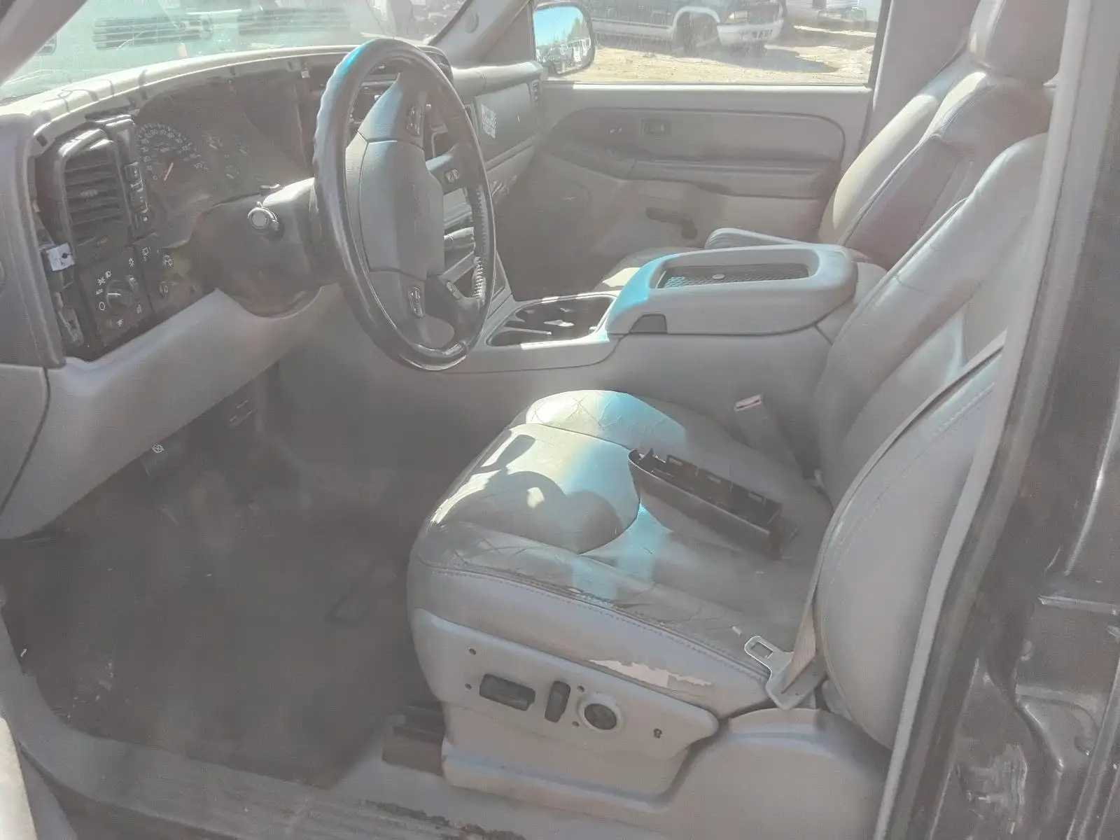 Photo of 2003 Gmc Yukon