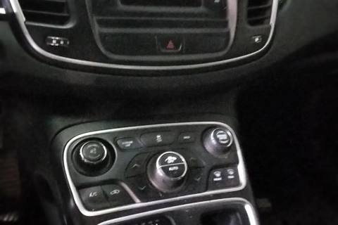 Photo of 2015 Chrysler 200