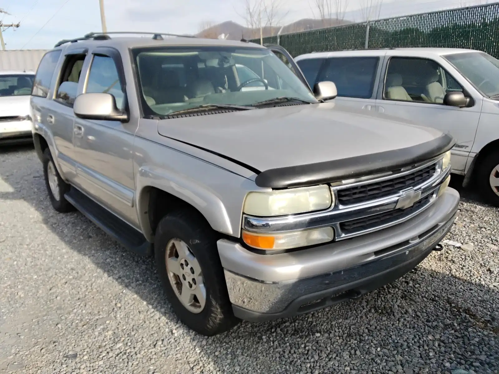 Photo of 2004 Chevrolet Tahoe
