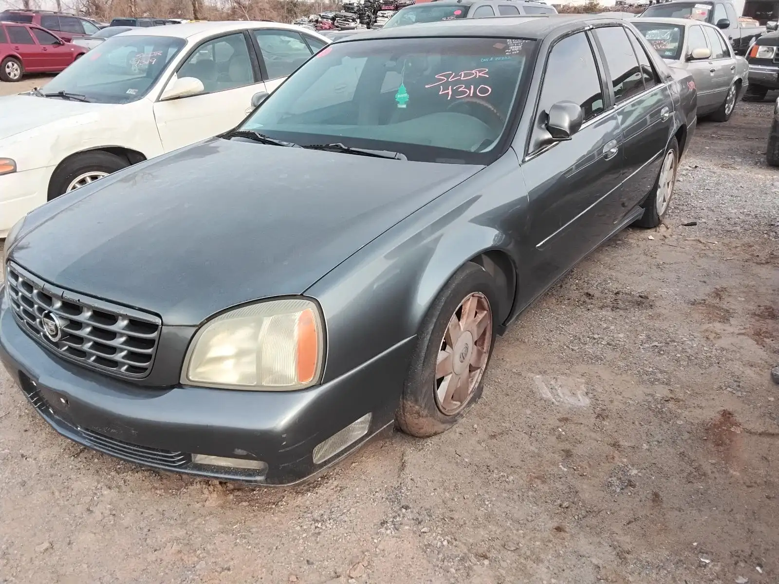 Photo of 2004 Cadillac Deville