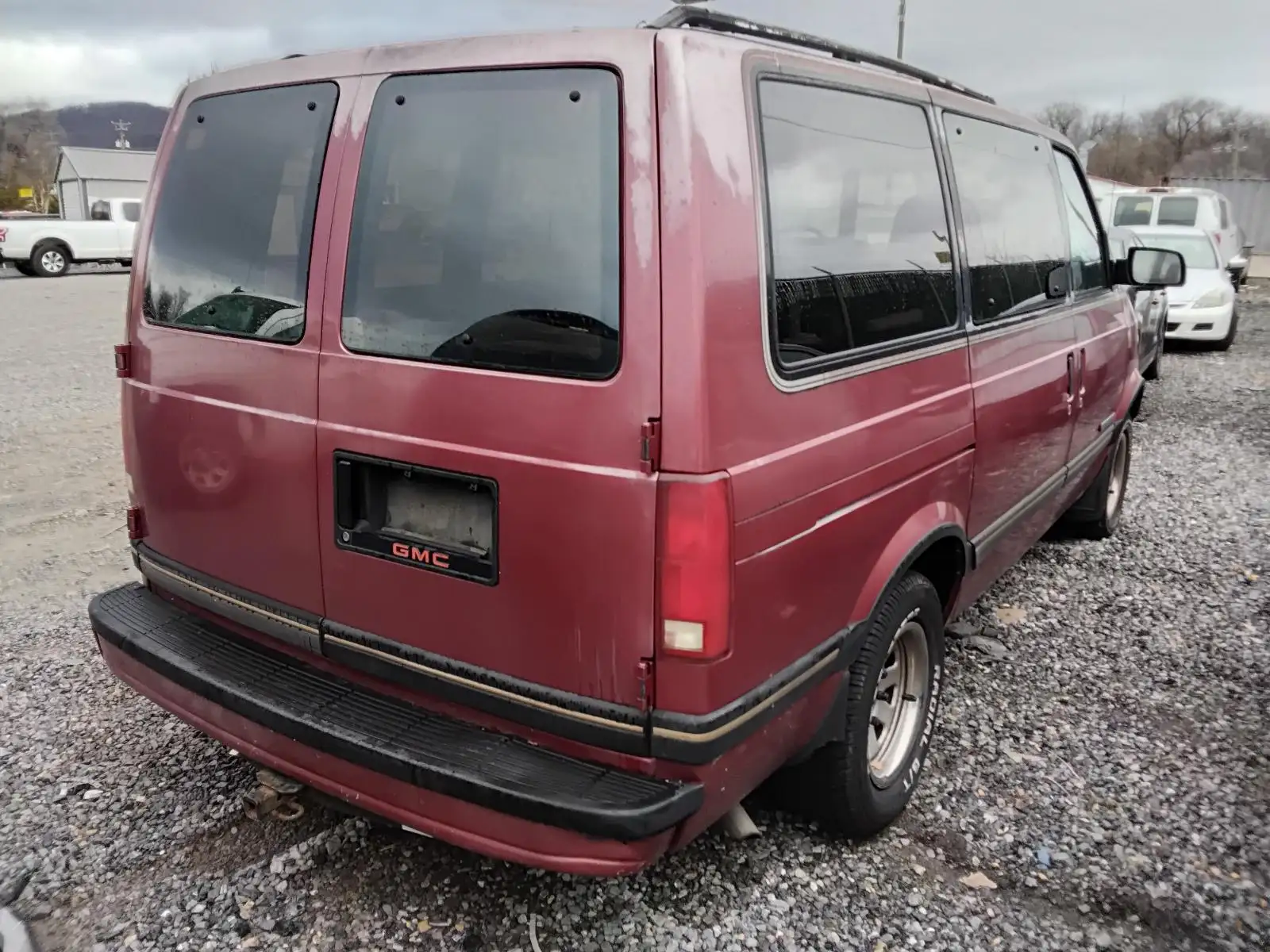 Photo of 1993 Gmc Safari (Gmc)
