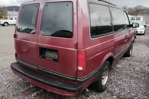 Photo of 1993 Gmc Safari (Gmc)