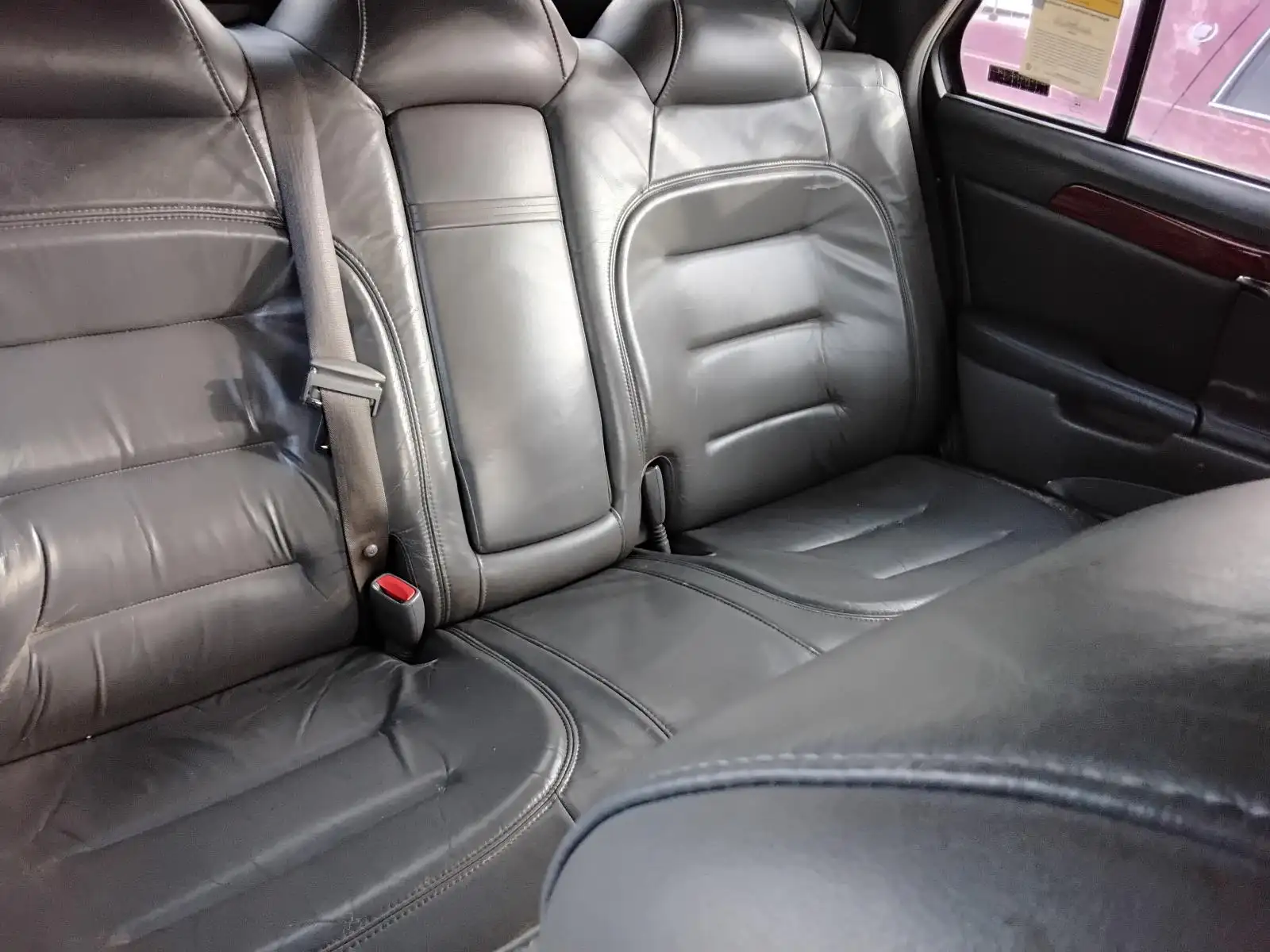 Photo of 2001 Cadillac Deville