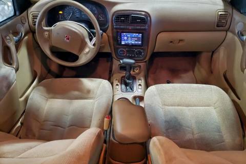 Photo of 2001 Saturn Saturn L Series