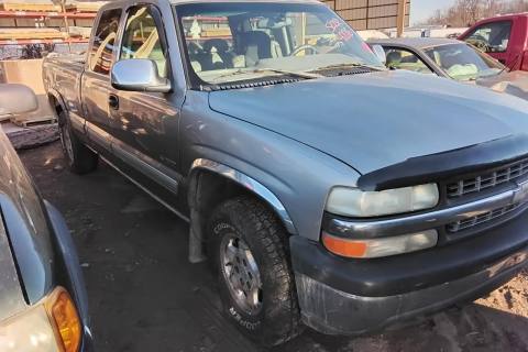 Photo of 2000 Chevrolet Silverado 1500 Pickup