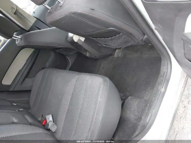 Photo of 2015 Chevrolet Equinox