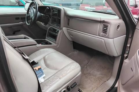 Photo of 2004 Chevrolet Tahoe