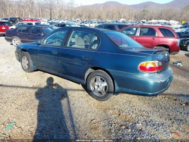 Photo of 2002 Chevrolet Malibu