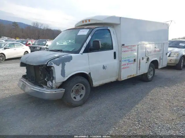 Photo of 2007 Chevrolet Express 3500 Van