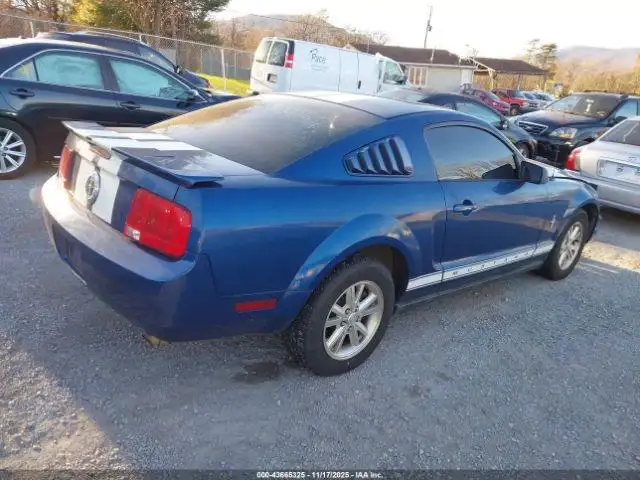 Photo of 2007 Ford Mustang