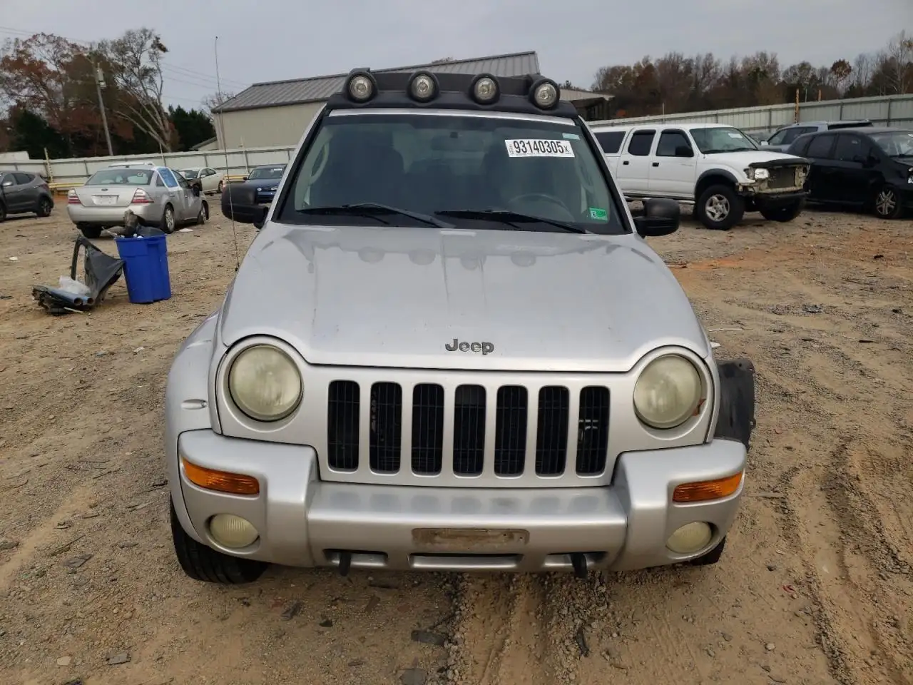 Photo of 2004 Jeep Liberty