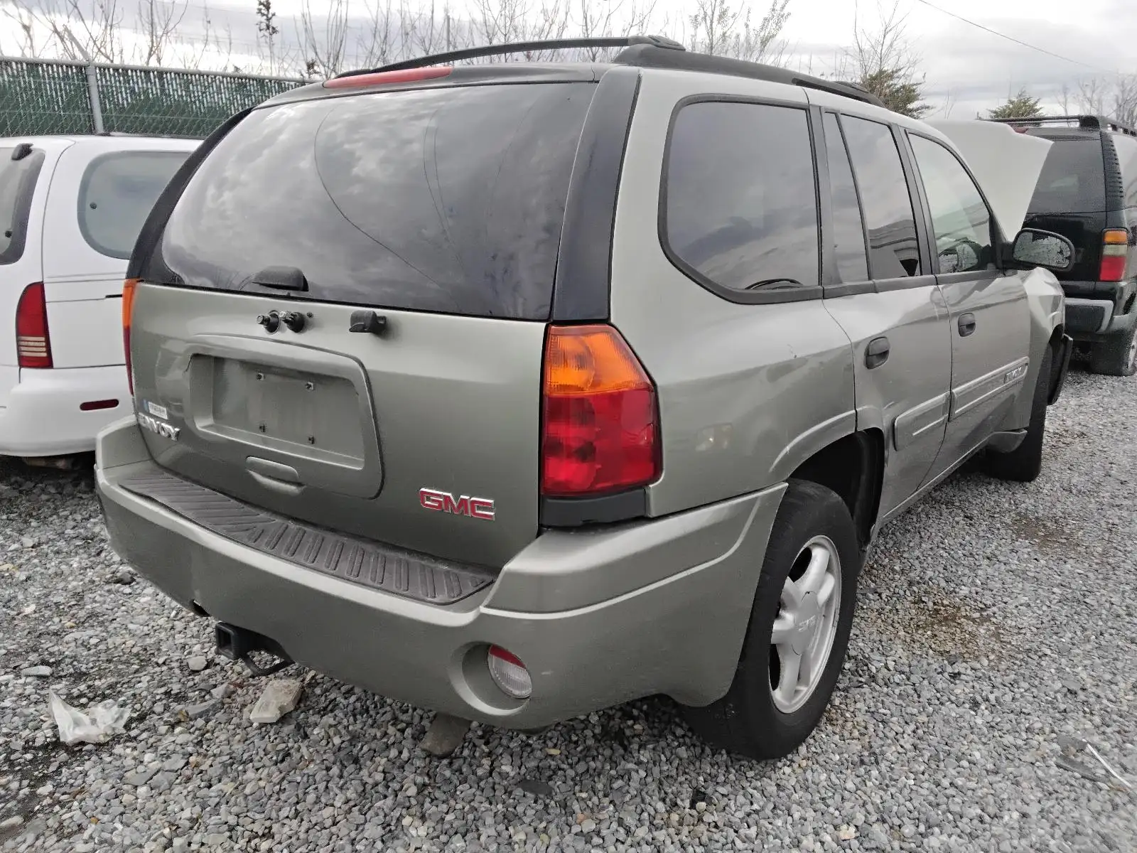 Photo of 2004 Gmc Envoy