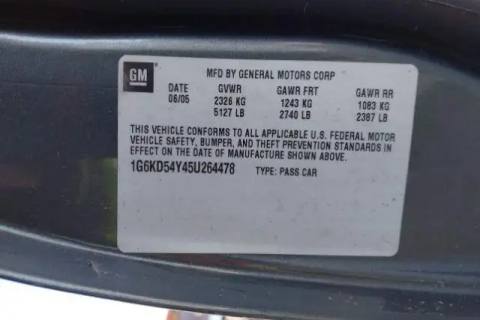 Photo of 2005 Cadillac Deville