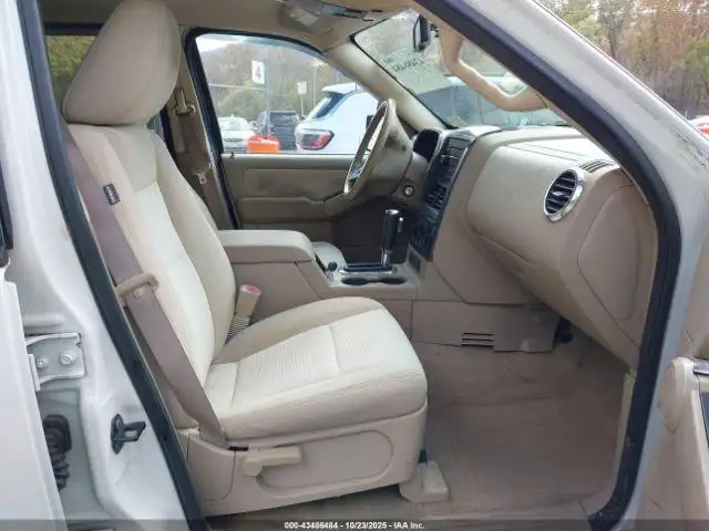 Photo of 2009 Ford Explorer