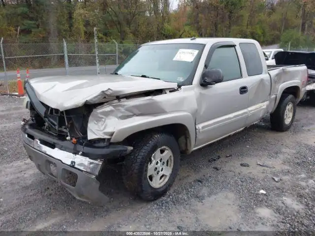 Photo of 2004 Chevrolet Silverado 1500 Pickup