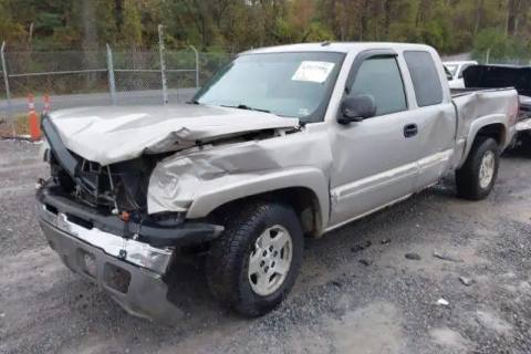 Photo of 2004 Chevrolet Silverado 1500 Pickup