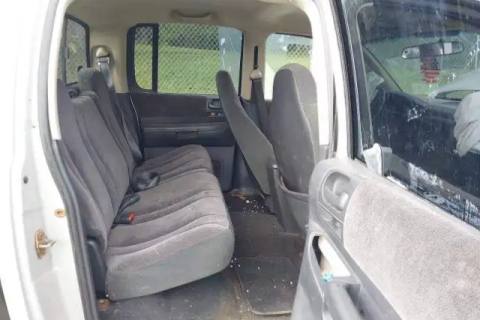 Photo of 2001 Dodge Dakota