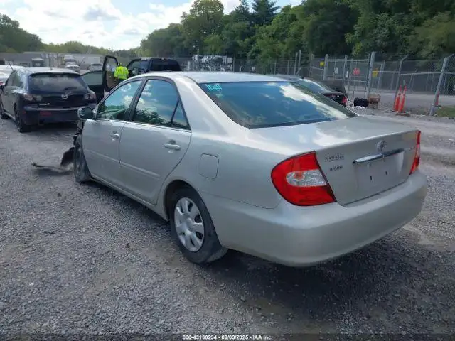Photo of 2002 Toyota Camry