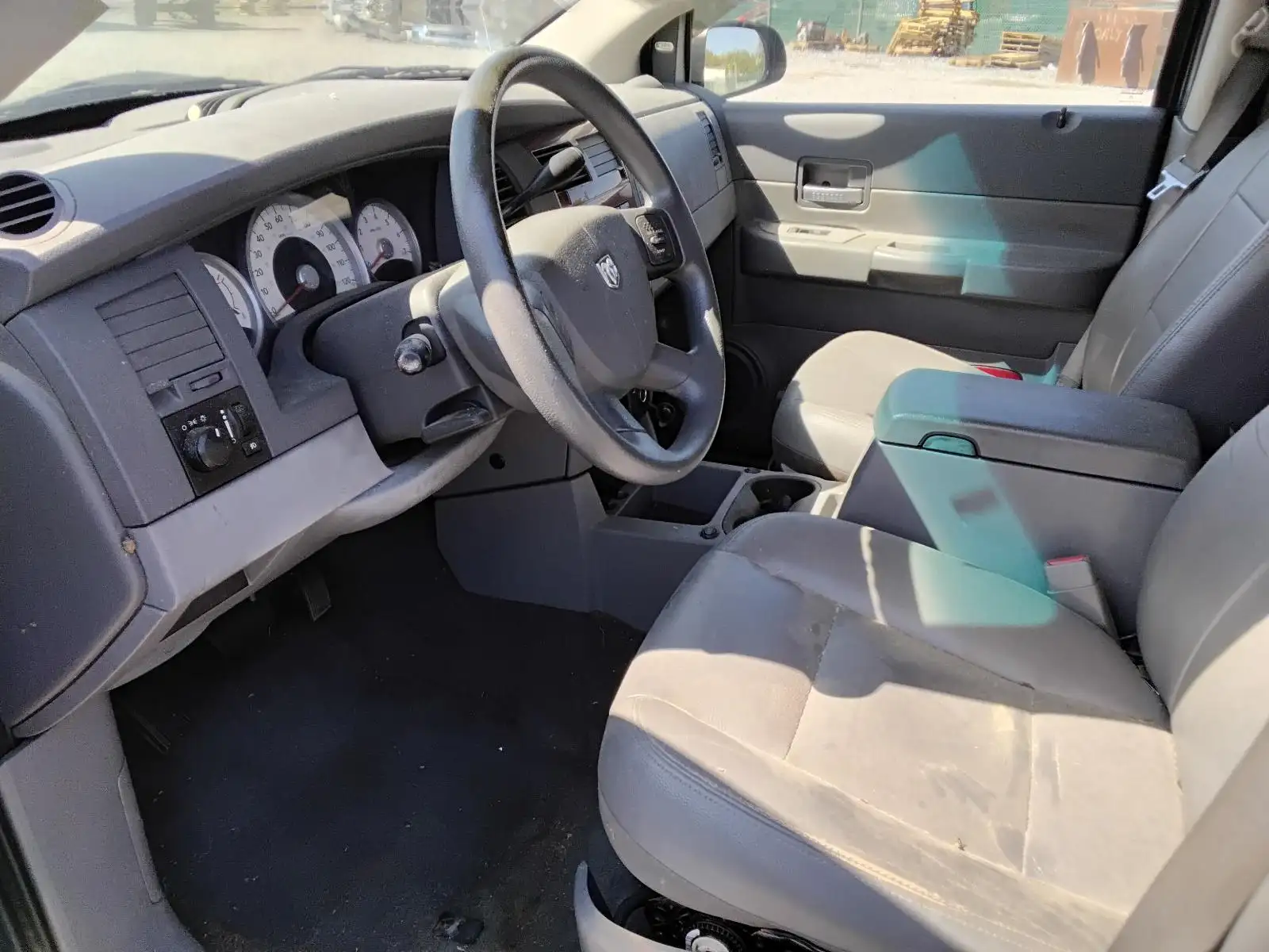 Photo of 2004 Dodge Durango