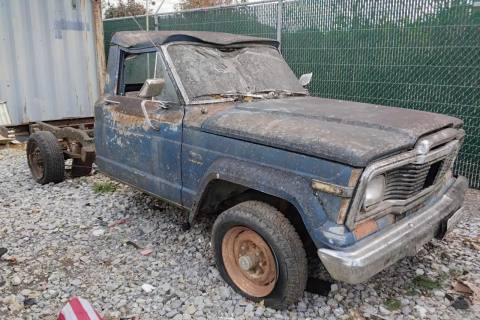 Photo of 1979 Jeep J-Series Truck