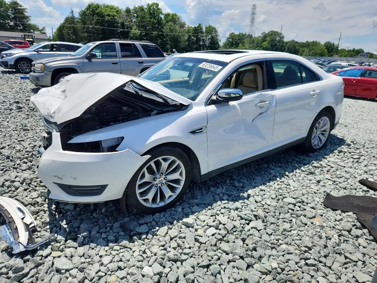 Photo of 2013 Ford Taurus
