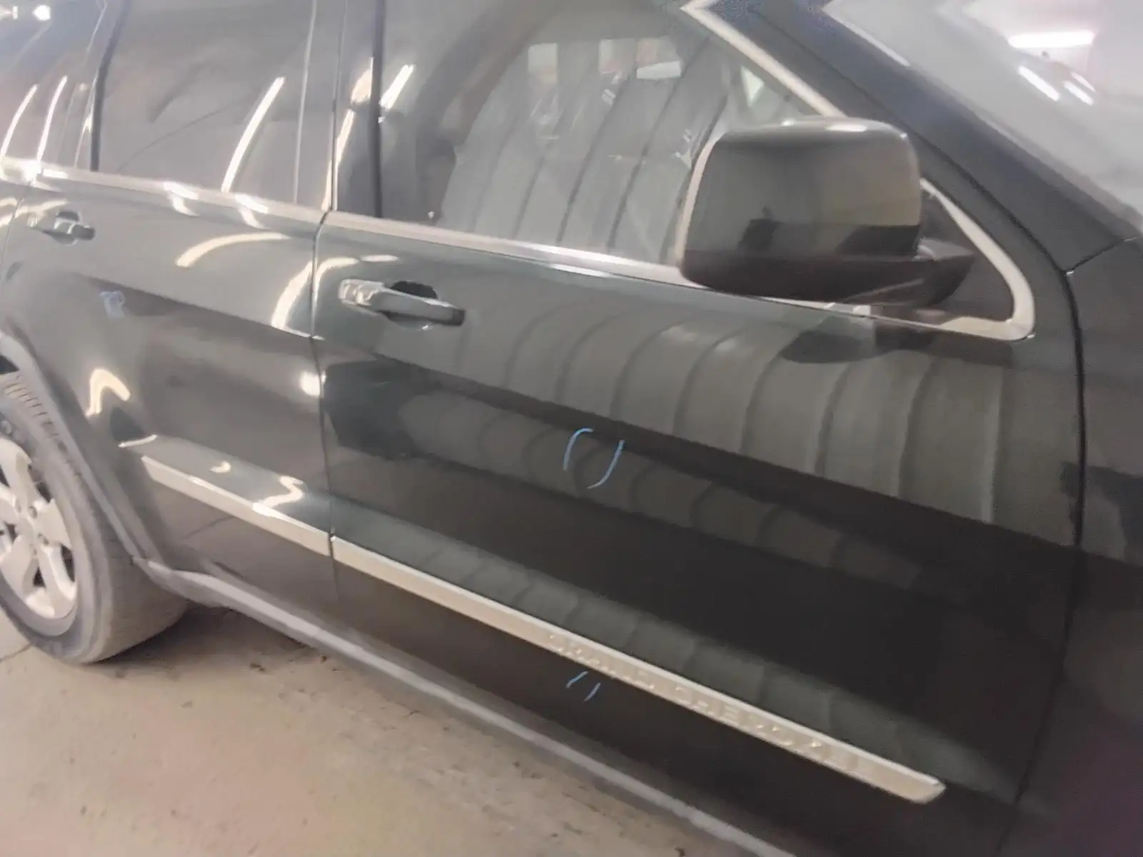 Photo of 2011 Jeep Grand Cherokee