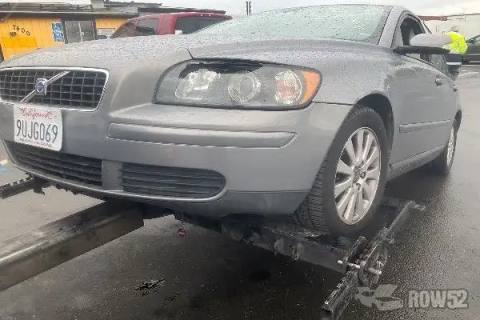 Photo of 2005 Volvo S40