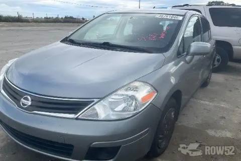 Photo of 2011 Nissan Versa