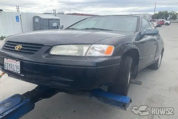 Photo of 1999 Toyota Camry