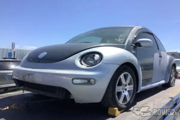 Photo of 2003 Volkswagen New Beetle