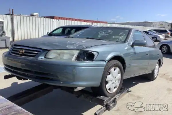 Photo of 2000 Toyota Camry