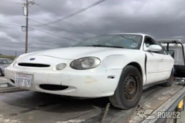 Photo of 1997 Ford Taurus