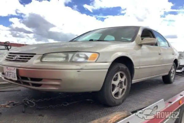 Photo of 1999 Toyota Camry