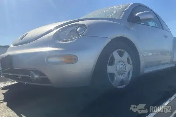 Photo of 2001 Volkswagen New Beetle