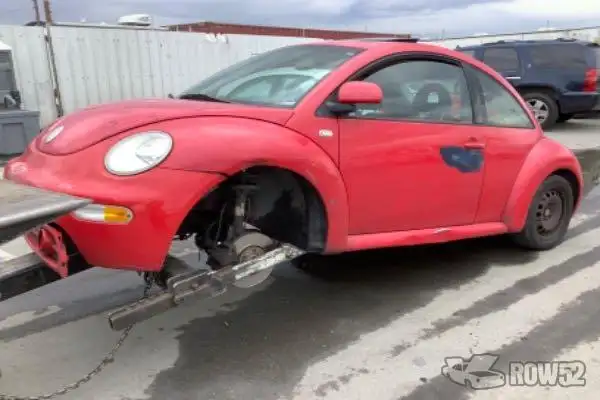 Photo of 2000 Volkswagen New Beetle