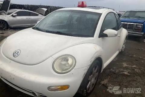 Photo of 2003 Volkswagen New Beetle