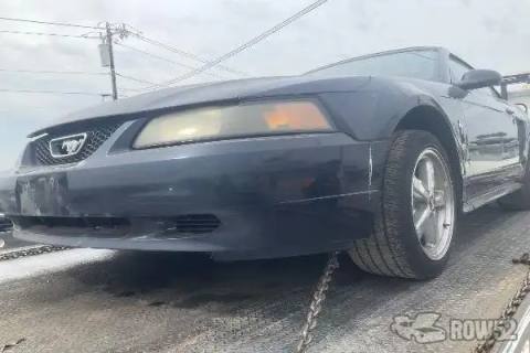 Photo of 2001 Ford Mustang