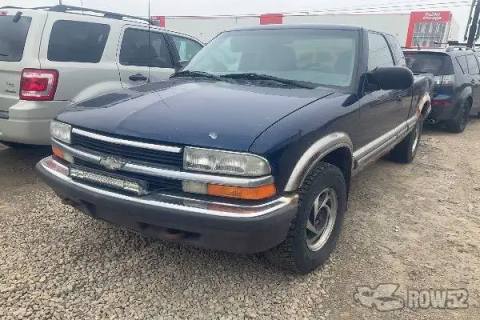 Photo of 1999 Chevrolet S10 Pickup