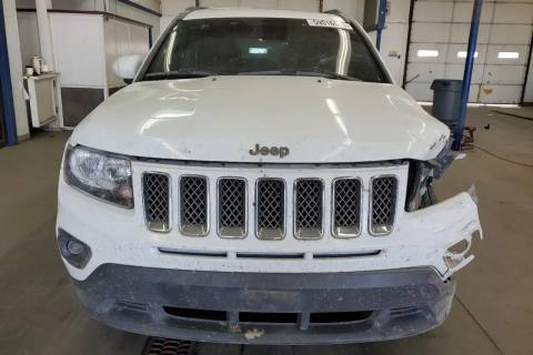 Photo of 2017 Jeep Compass