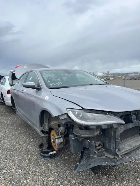 Photo of 2015 Chrysler 200