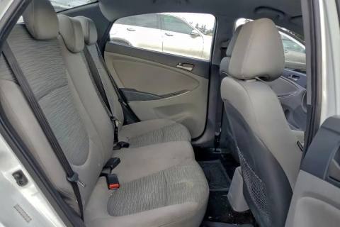Photo of 2015 Hyundai Accent